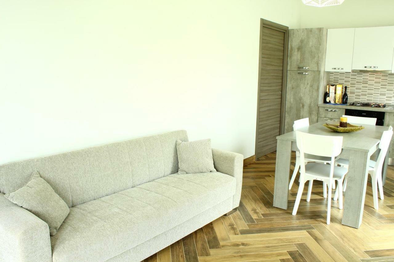 Suite Capaci Exterior photo